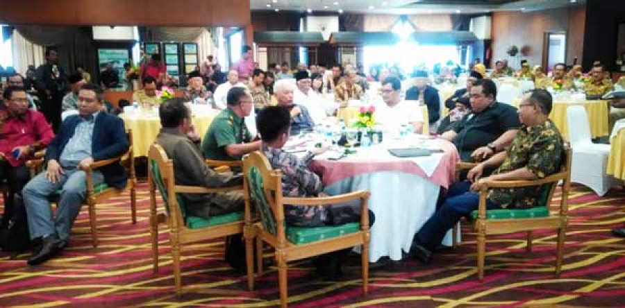Gubernur Kumpulkan Semua Pihak Terlibat di Pilgub