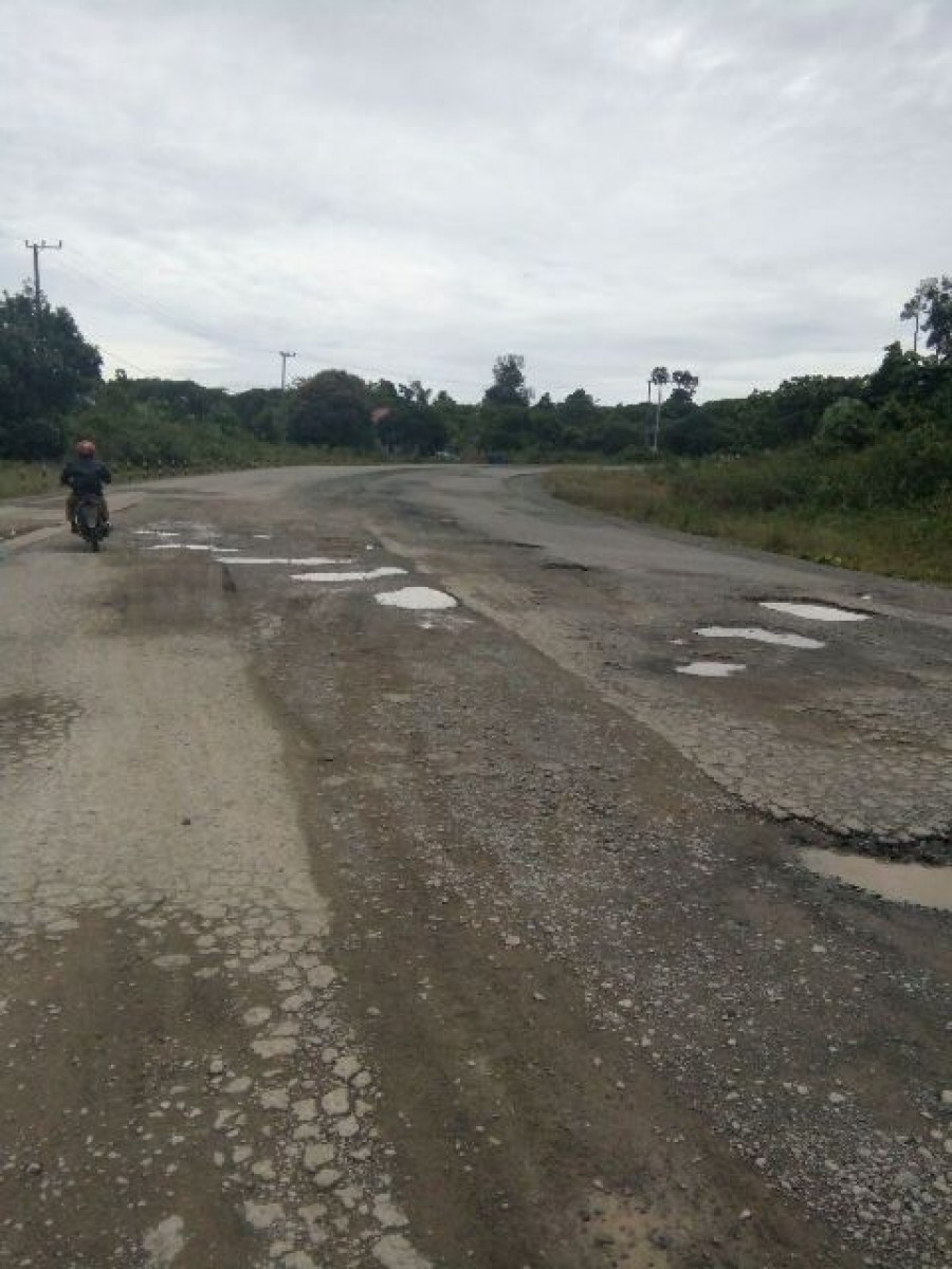Warga Minta Jalan Kapuak Diperbaiki