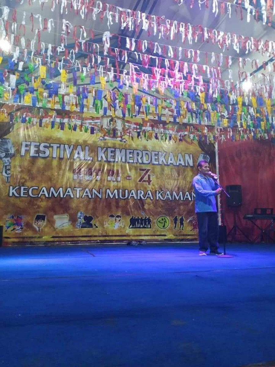 FESTIVAL KEMERDEKAAN,DI MUARA KAMAN RESMI DI BUKA OLEH CAMAT