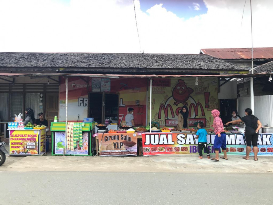 Pasar Ramadan Ditiadakan, Lapak Pedagang Musiman Bertebaran