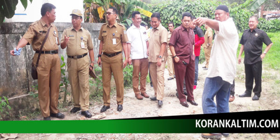 TIM Pemkot sedang menginvetarisir bangunan yang tidak mengindahkan Peraturan Daerah (Perda), diantaranya tidak mengantongi Izin Mendirikan Bangunan (IMB). (Foto: YUD/korankaltim.com)