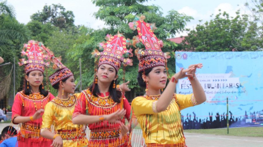 SMA 01 Batu Sopang, Pelopor Bulan Bahasa Paser