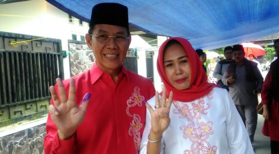Nyboblos Dekat Rumah, Rusmadi Jalan Kaki