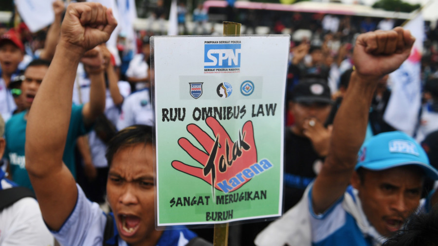 RUU Omnibus Law Cika, Derita Bagi Pekerja