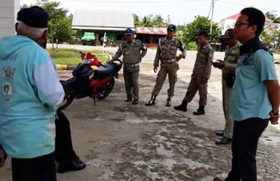 SIDAK : Pengawasan yang dilakukan oleh pemerintah dan pihak keamanan di APMS Trans Kujau, Kecamatan Betayau pada Kamis (18/10) lalu ( sumber foto : diskominfo )