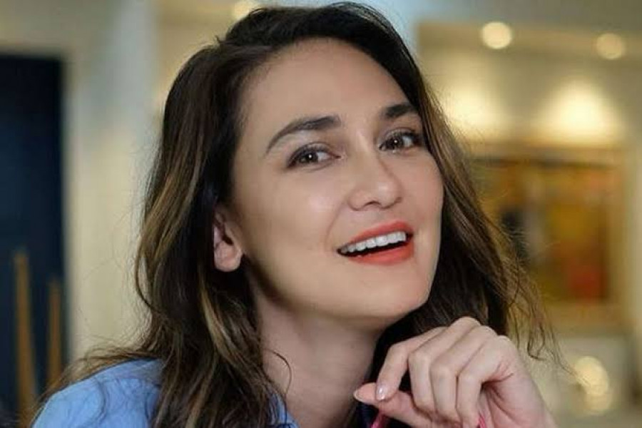 Luna Maya Komitmen Hidup Sehat Seumur Hidup