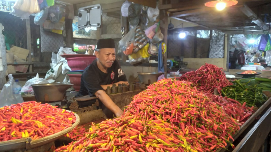 Harga Cabai Keriting di Pasar Segiri Samarinda Mengalami Kenaikan, Cabai Rawit Turun Rp30 Ribu per Kilogram