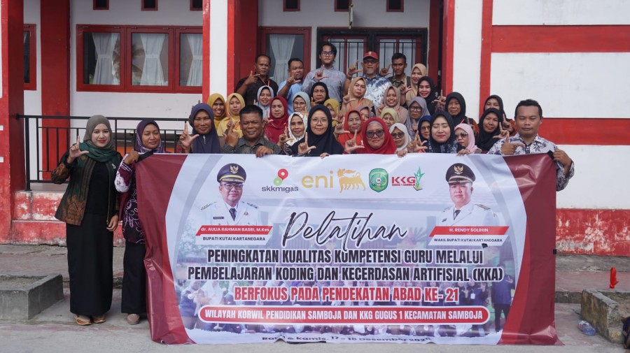 Kebersamaan guru-guru saat mengikuti pelatihan koding dan AKK (ist)