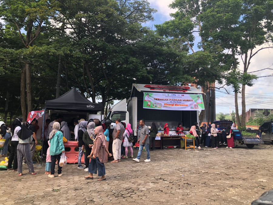 Emak-Emak di Tenggarong Serbu GPM On The Road Pagi Tadi