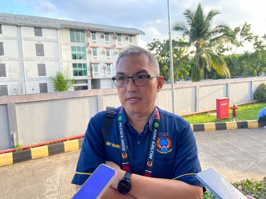 Sekum PSAWI Kaltim, Deny Fahrianur, tegaskan soal klasterisasi karena terkendala anggaran di Porprov VIII/2026.(Ainur/Korankaltim.com