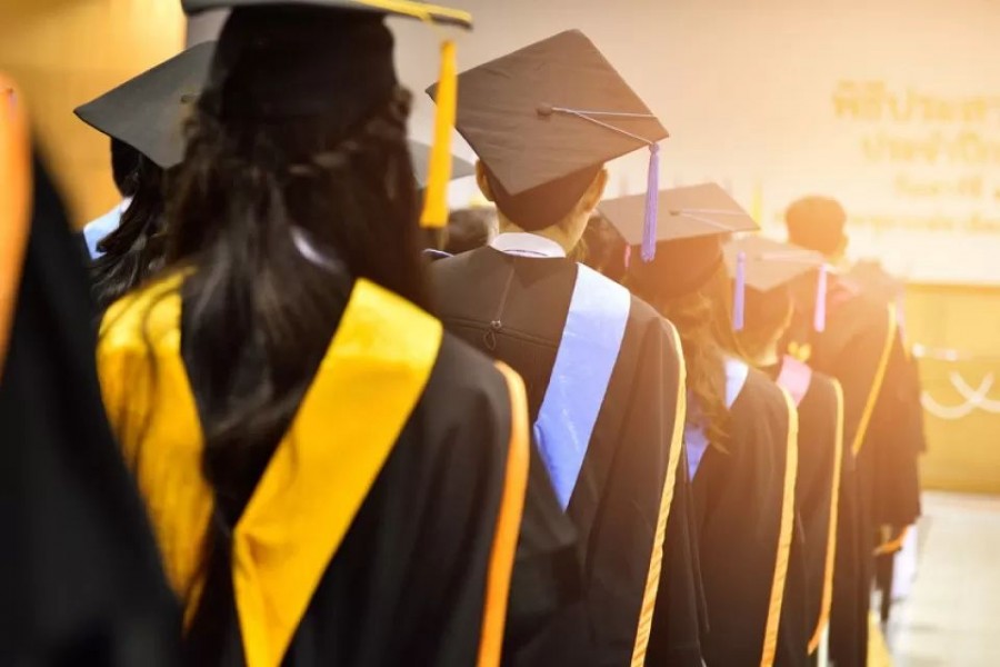 Ilustrasi sarjana yang telah menuntaskan kuliah, dan jalani wisuda.(Istimewa)