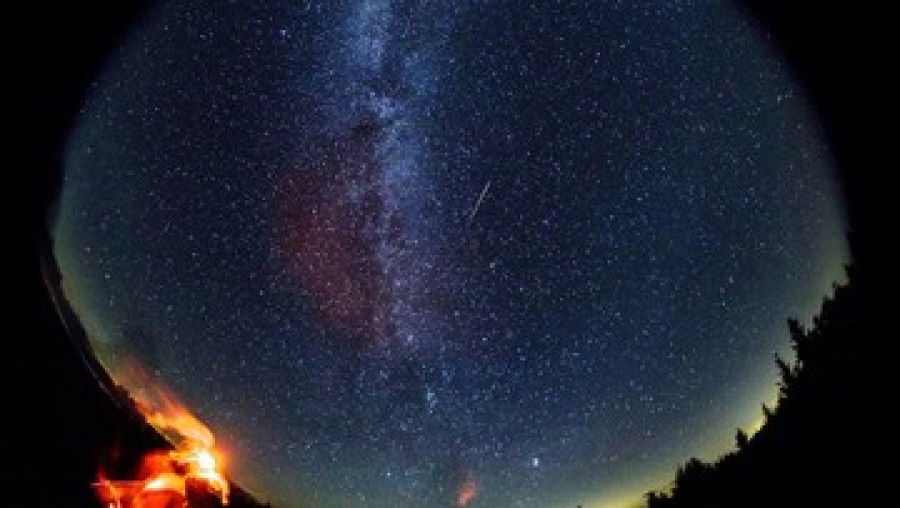 Puncak Hujan Meteor Leonid Tengah Malam Nanti hingga Fajar