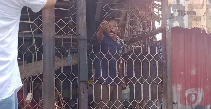 Satpol PP Bergerak, Pembongkaran Dimulai, Ada Warga Ancam Bakar Diri