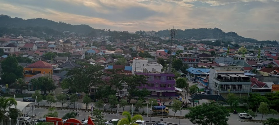 Selama bulan Ramadan bulan depan diperkirakan hujan masih akan terus mengguyur Kalimantan Timur termasuk di Kota Samarinda. (aspian)