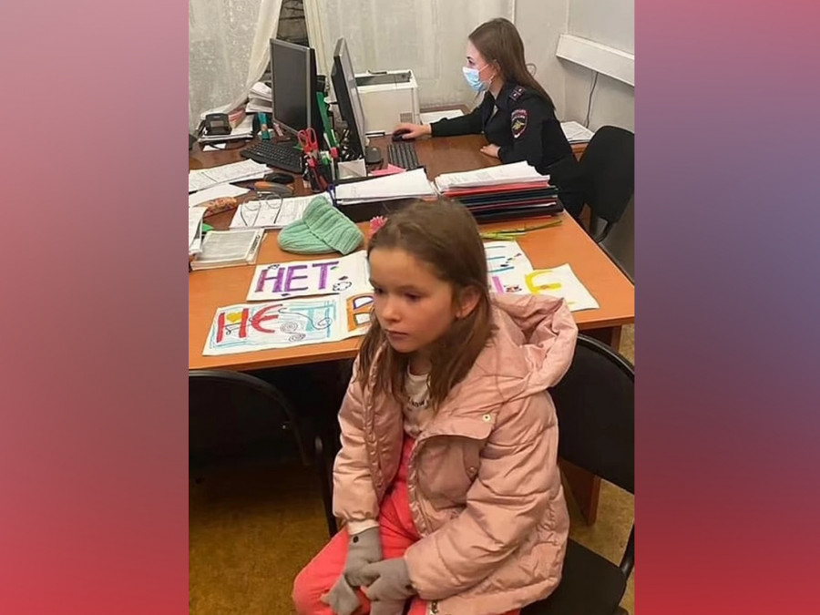 Tak Pandang Usia, Polisi Rusia juga Tahan Anak-Anak yang Ikut Protes Anti Perang