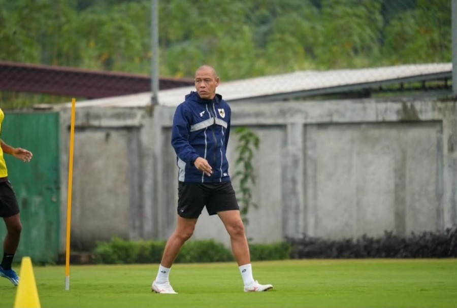 Pelatih Timnas Indonesia U-19, Nova Arianto. (Foto: Instagram@Novarianto30)