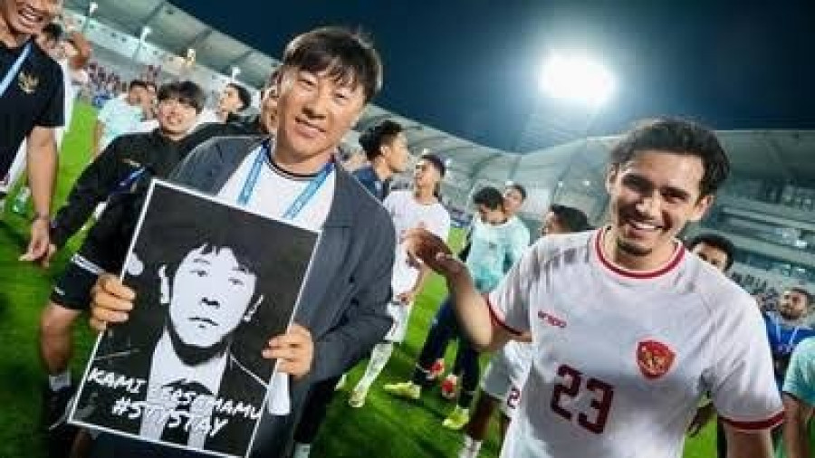 Shin Tae-yong (kiri), resmi mengakhiri kebersamaan dengan tim nasional Indonesia. (Foto: Dok.pssi)