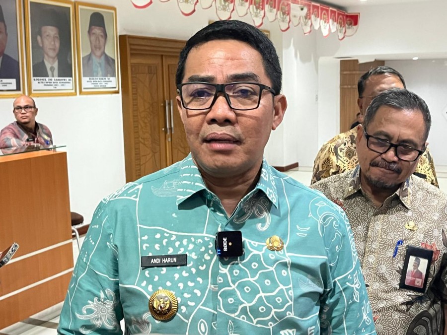 Wali Kota Samarinda, Andi Harun mendorong perencanaan pembangunan terminal bahan bakar minyak (BBM) terpadu di kawasan Palaran untuk memperkuat ketahanan energi di Kota Samarinda. (Foto: Rafik/Korankaltim.com)
