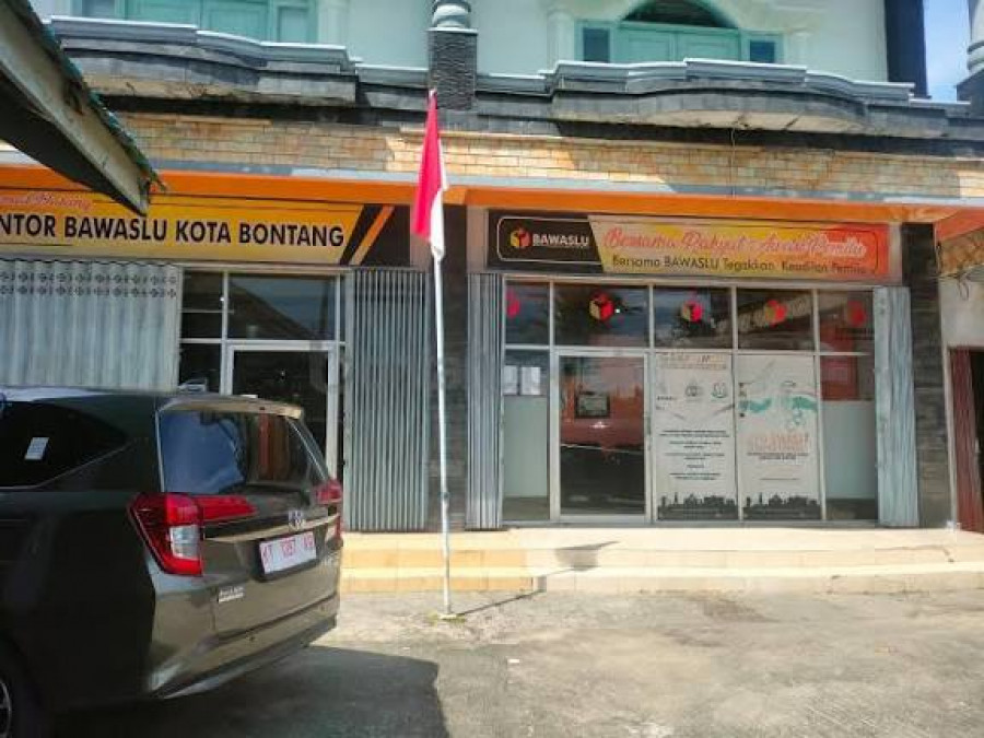 Kantor Bawaslu Bontang. (istimewa)
