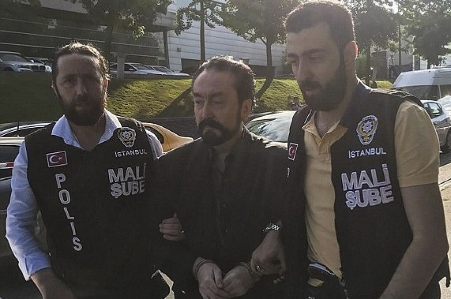 Adnan Oktar alias Harun Yahya, Penceramah Turki dengan Banyak Tuduhan Kejahatan dan Divonis 1.075 Tahun Penjara