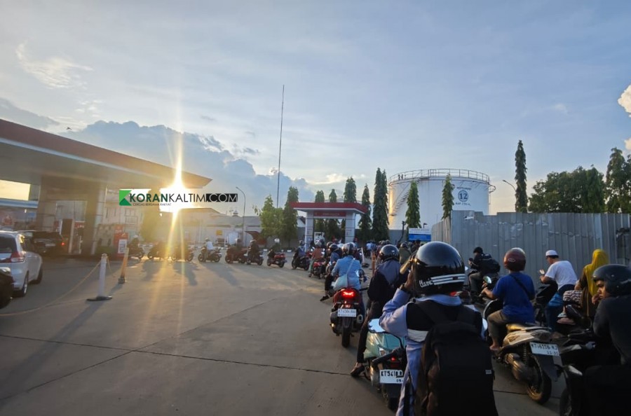 Antrean Pertalite Mengular di Samarinda, Polisi Bakal Perketat Pengawasan SPBU