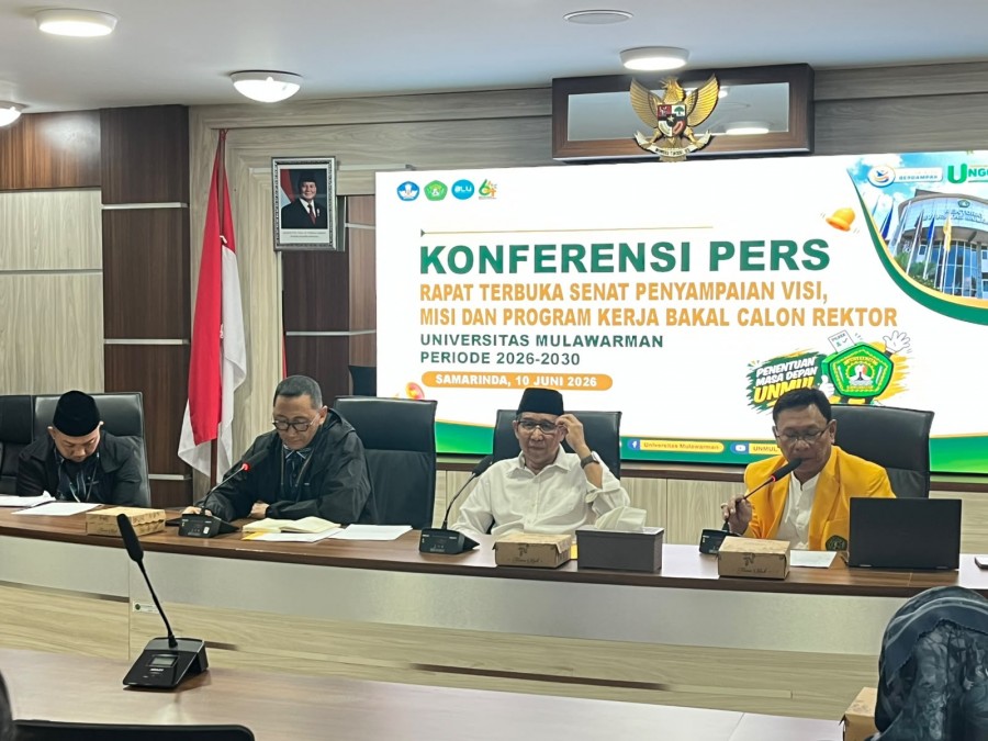 Konferensi Pers yang digelar oleh jajaran Senat Unmul dan Panitia Pemilihan Rektor Unmul, Rabu (10/6/2026). (Dok.Korankaltim.com)