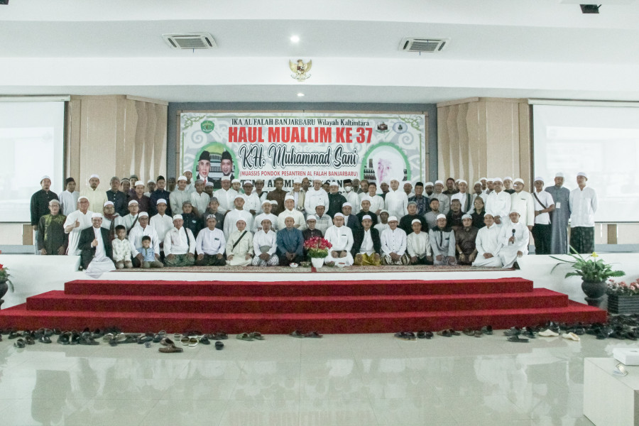 IKA Ponpes Al-Falah Banjarbaru Wilayah Kaltimtara Gelar Haul KH Muhammad Sani