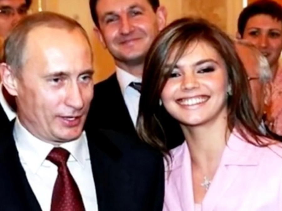 Vladimir Putin dan Alina Kabaeva, pasangan beda usia yang diam-diam menjalin hubungan rahasia. (Foto: thesun)