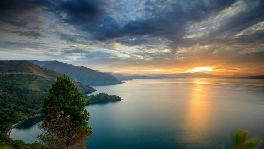 Danau Toba Diarahkan Fokus pada Wisata Berbasis Budaya dan Alam