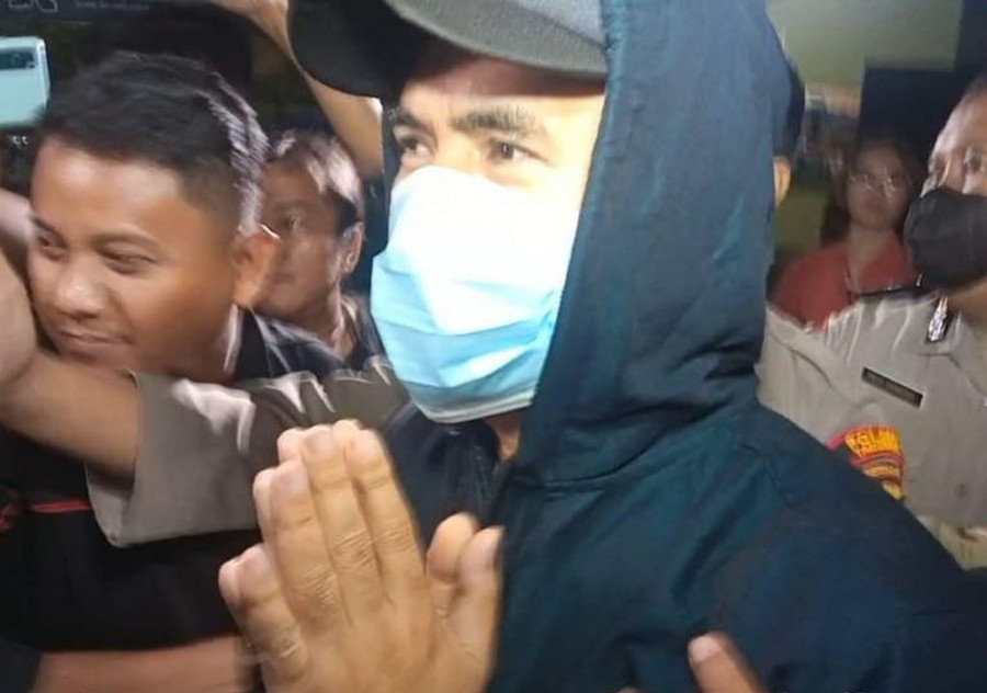 Saipul Jamil saat ditangkap polisi sore kemarin. (dokdetik.com)