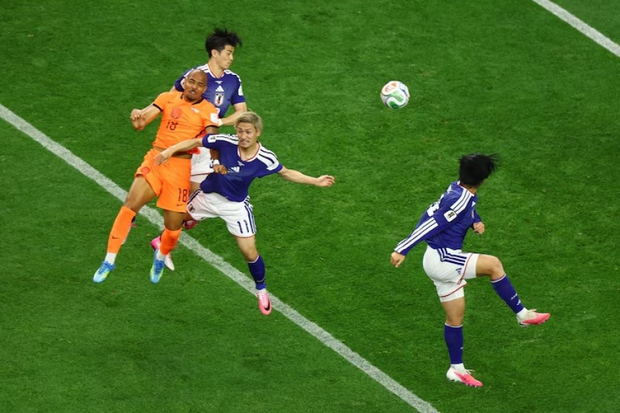 Duel Belanda kontra Jepang yang berlangsung pagi tadi di Dallas Stadium. (Foto: Reuters)