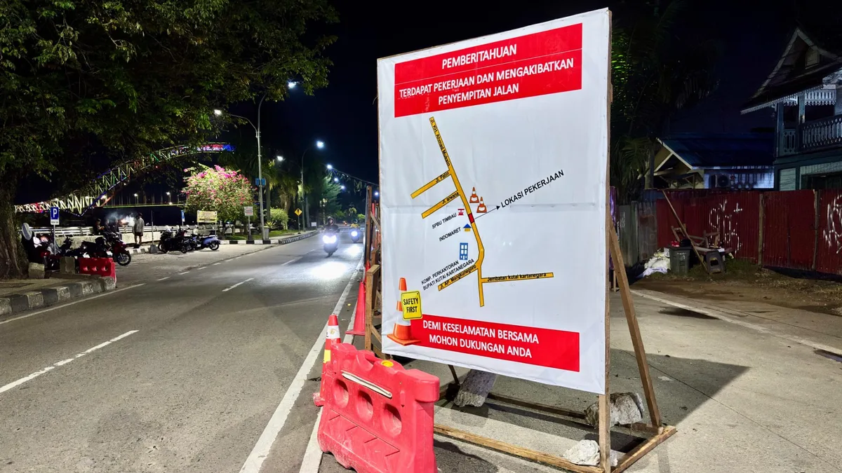 Perbaikan Jalan di Depan Kantor Bupati Kukar Mulai Dikerjakan, Drainase Bawah Tanah Jadi Fokus Utama