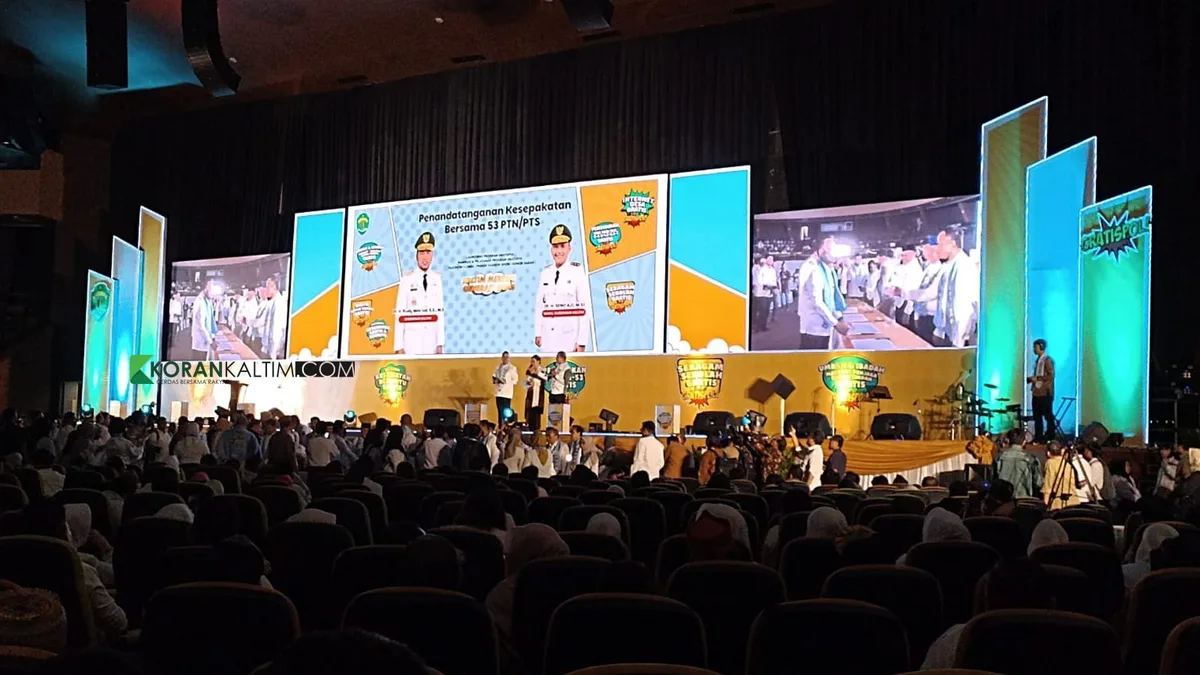 Gubernur Kaltim dan Wakil Gubernur saat melaksanakan peluncuran program Gratispol (21/4/2025). (Foto: Surya/Korankaltim.com)