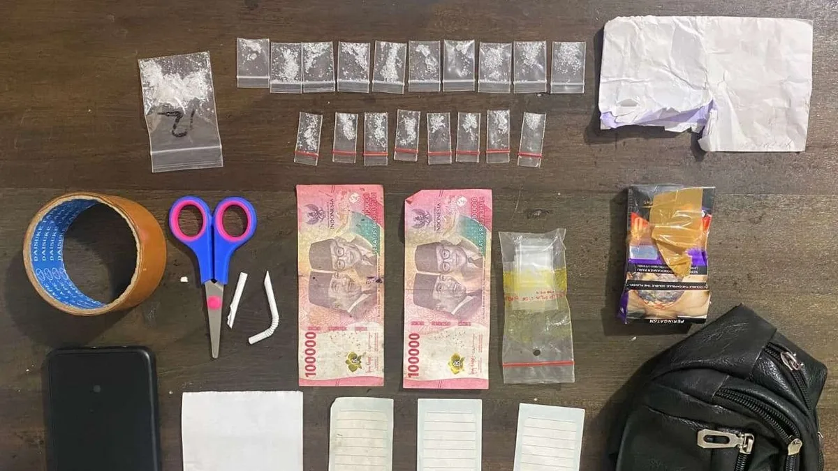Barang bukti yang diamankan polisi dari terduga pelaku (Dok.Polsek Melak)