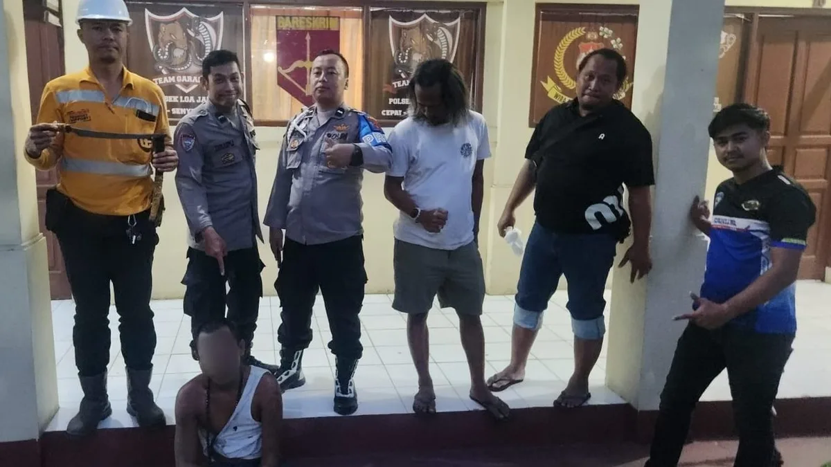 Pelaku yang berhasil diamankan Polsek Loa Janan. (Foto: Dok.Polsek Loa Janan)