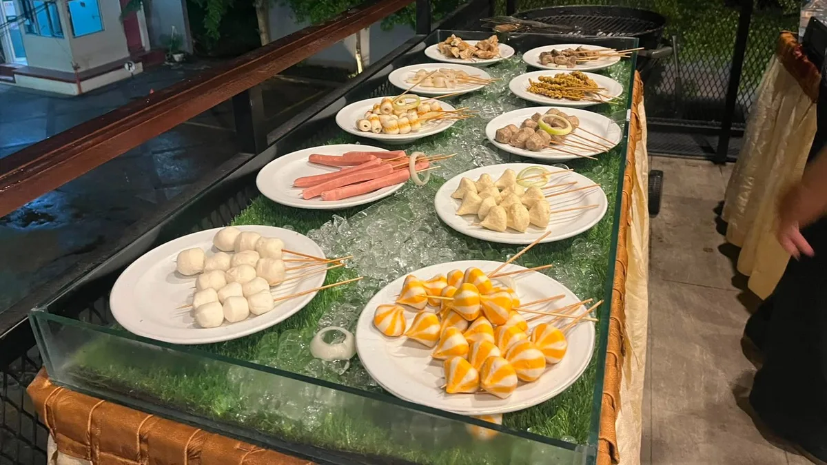 Aneka sate-satean yang disediakan oleh Hotel Grand Verona Samarinda pada program Grill Mania (Rafik/Korankaltim.com).