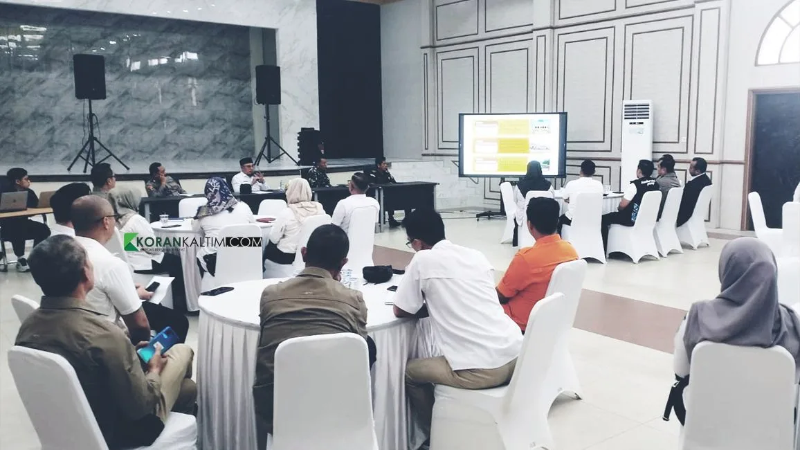 Rapat koordinasi persiapan pesta Adat Budaya Erau di Gedung Eks Dharma Wanita, Tenggarong. (Foto: Heri/Korankaltim.com)