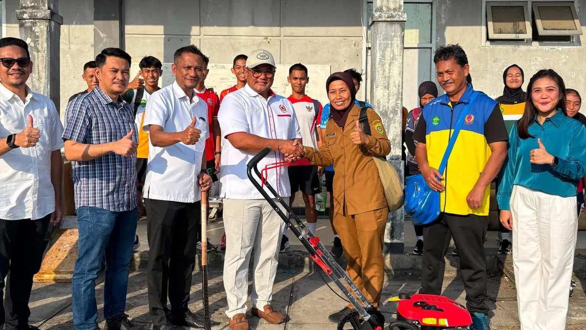 Kunjungan KONI Kaltim ke Gelora Kadre Oening Samarinda (Dok.KONI Kaltim).