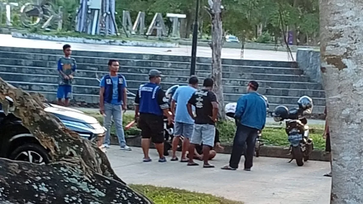 Penangkapan terduga pelaku pencurian di kawasan Taman Kota Raja, Tenggarong. (Dok. Ijul/Warga Kukar)
