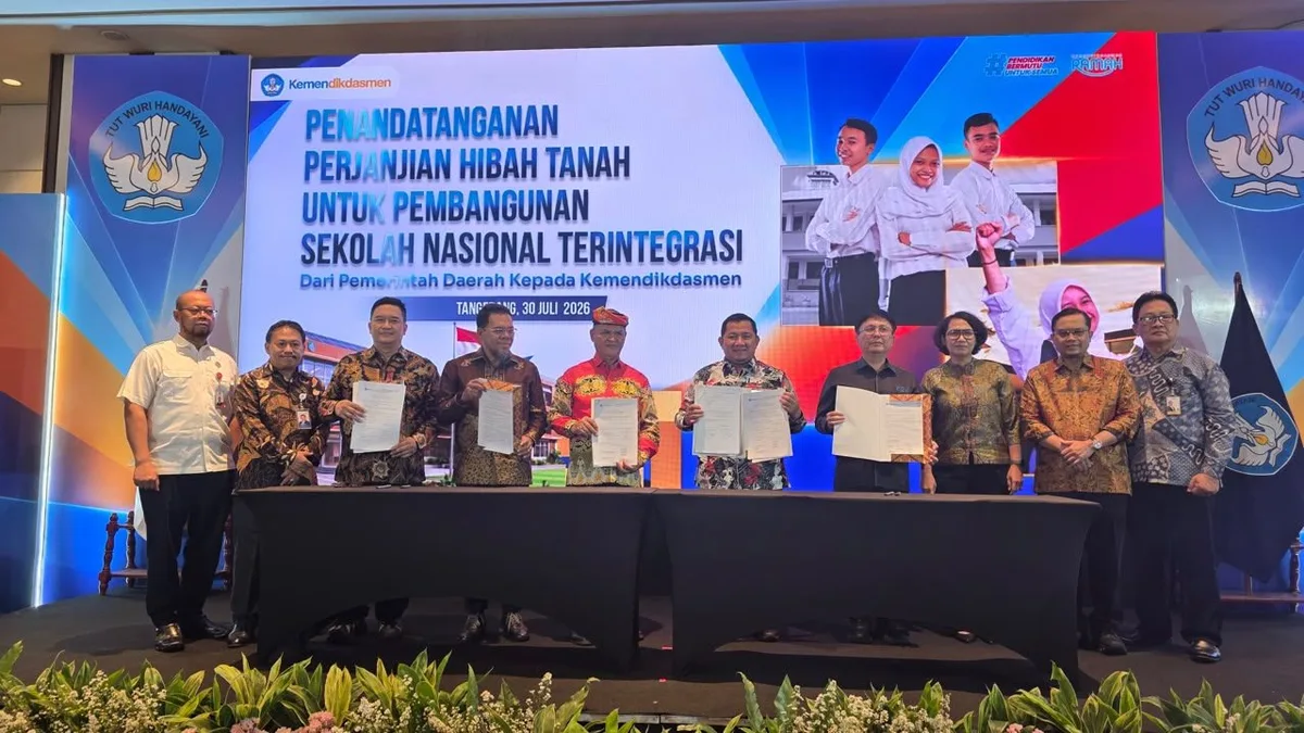 Bupati Mudyat Teken BAST, Pembangunan Sekolah Nasional Terintegrasi Segera Dimulai