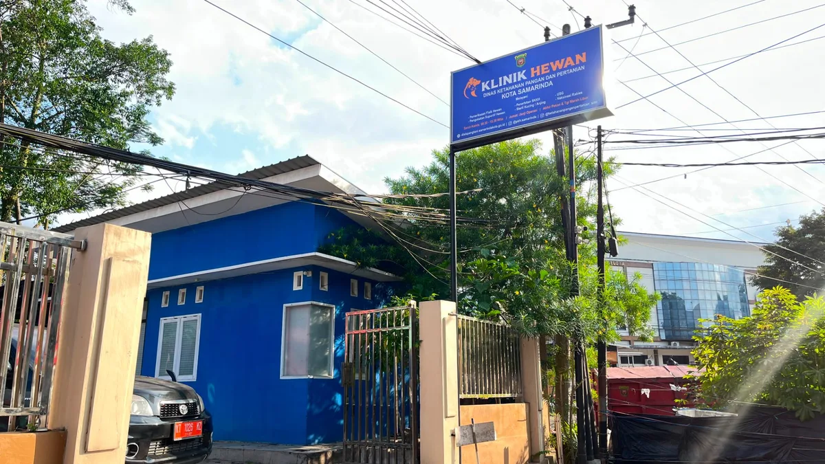 Tampak depan Klinik Hewan di Jalan Biola, Kota Samarinda. (Ayu/KoranKaltim.com)