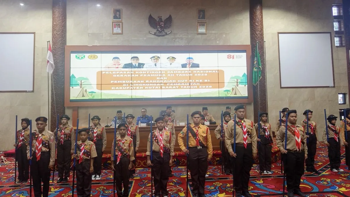 Pelepasan Kontingen Pramuka Kubar menuju Jambore Nasional XII di ATJ Sendawar. (Foto: Adi/Korankaltim.com)
