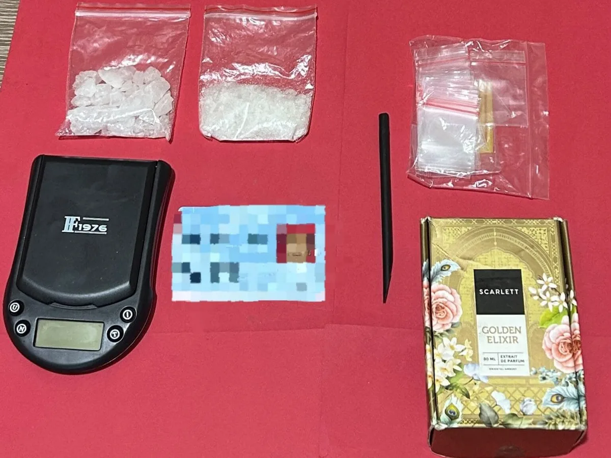 Barang bukti sabu seberat 27,63 gram milik tersangka berinisial JA (43) yang diamankan pihak kepolisian. (Foto: Istimewa)