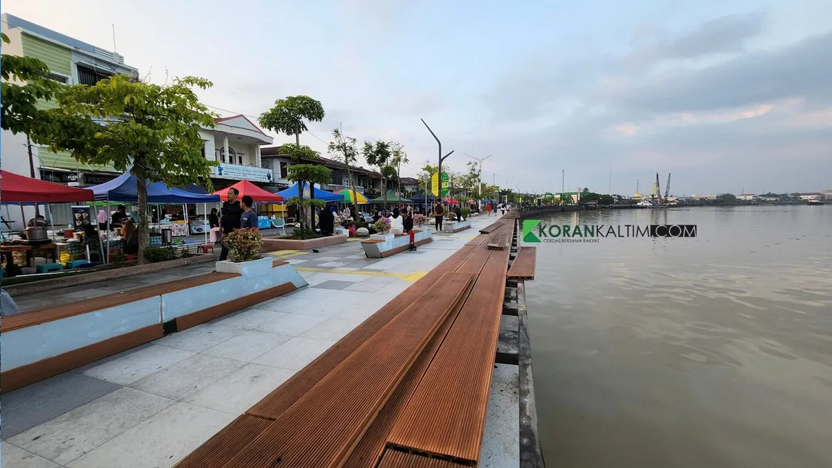 Siring Tepian Ahmad Yani Kembali Diseruduk Kapal, Warga Desak Evaluasi Menyeluruh