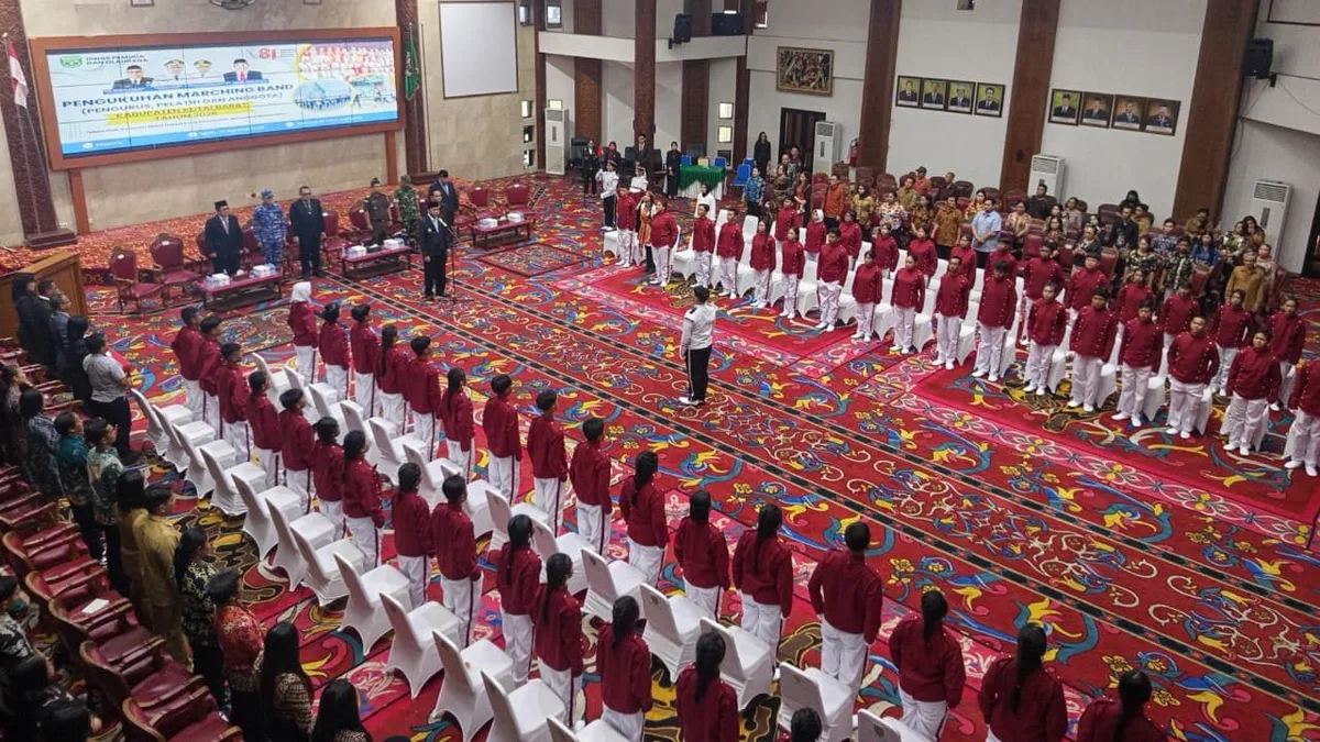 Pengukuhan Marching Band Kubar Tahun 2026 di ATJ Sendawar (Adi/Korankaltim.com)