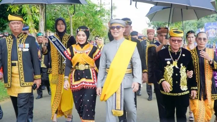 Kenakan Pakaian Adat Blusu, Vamelia Tegaskan Keberagaman Jadi Kekuatan Tana Tidung