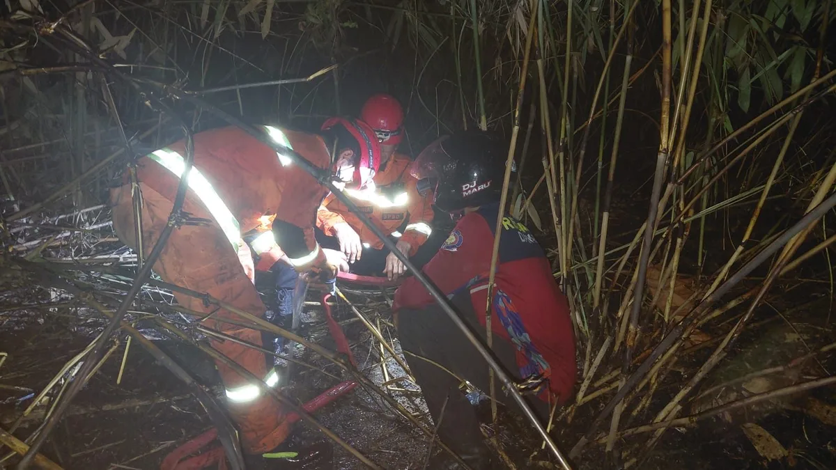 Diduga Akibat Bakar Sampah, Dua Hektare Lahan Terbakar di Tenggarong Seberang