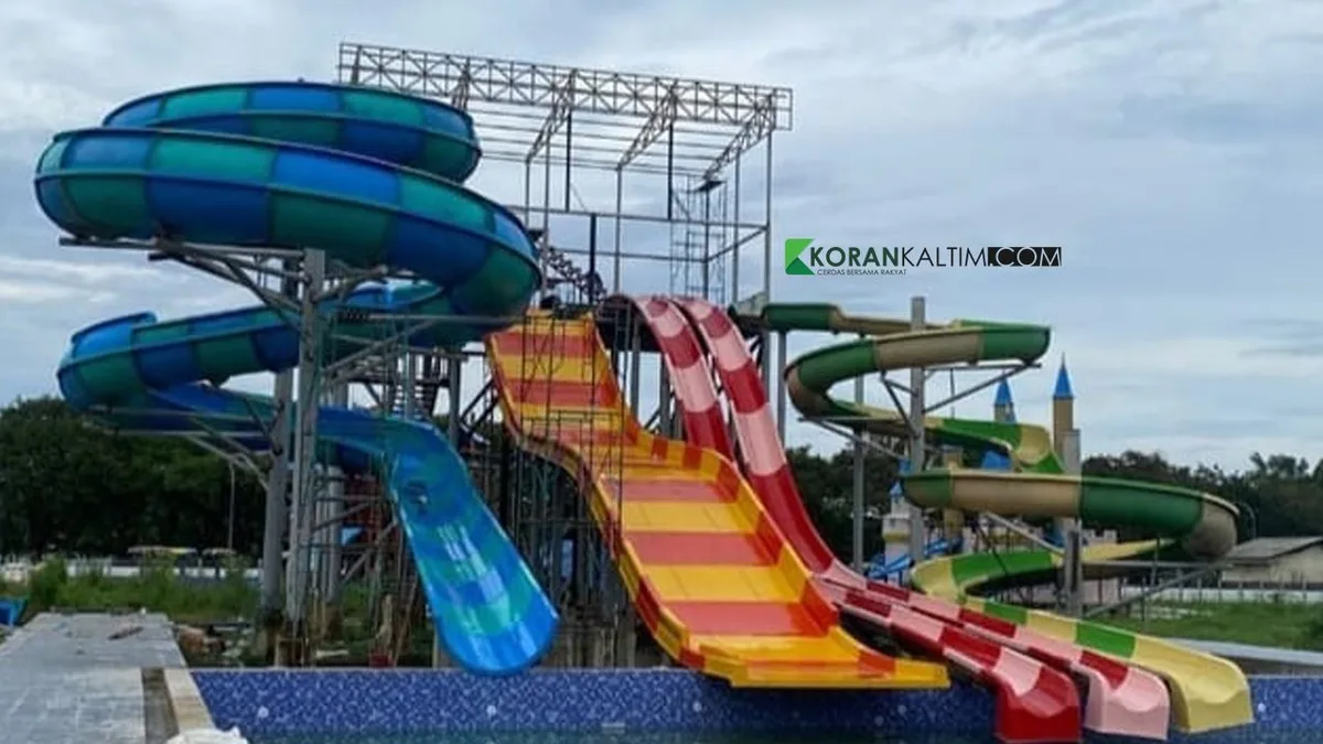 Waterboom Pulau Kumala, Kecamatan Tenggarong. (Foto: Muhammad Anshori/KoranKaltim.com)