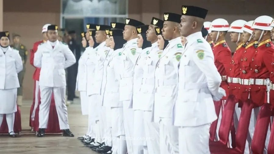 Paskibraka PPU saat dikukuhkan beberapa waktu lalu, fokus pada tugas di daerah sendiri saat upacara 17 Agustus digelar pekan depan. (dokhumasppu)
