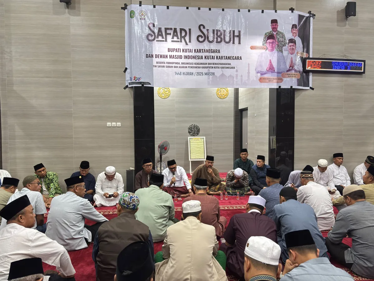 Safari Subuh ke-331 di Pasar TAS, Bupati Kukar Dorong Gerakan Ekonomi Berkah